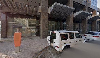مكتب الدكتور يوسف الشريف المحامي - يوسف الشريف مستشار قانوني - دبي - +971 4 256 6660